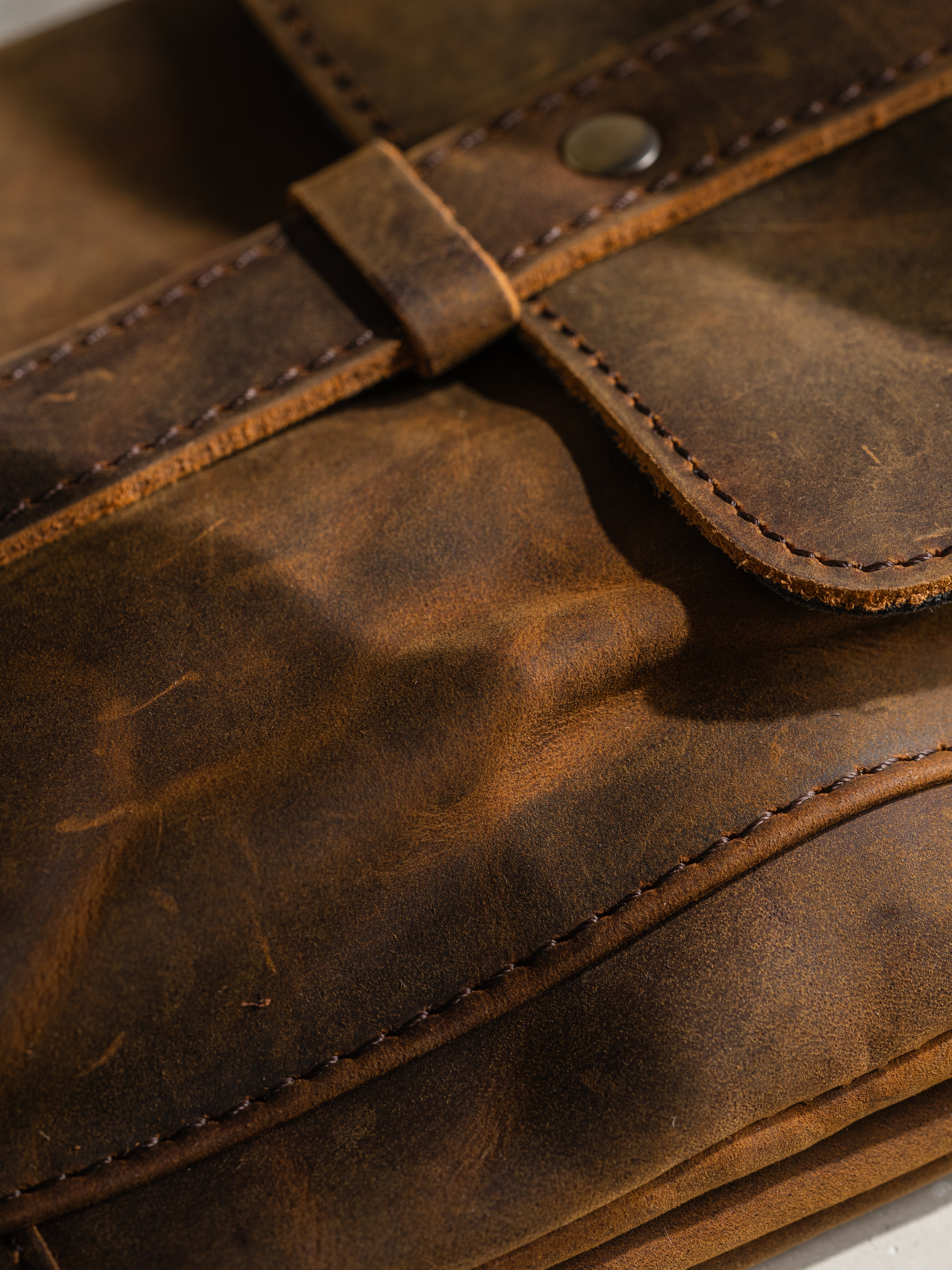 Teak & Leather - Scent Made Simple for Home
